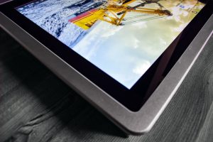 beépíthető-monitor és panel PC